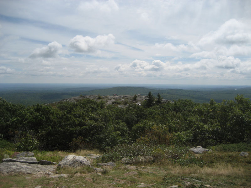 Mt. Watatic - Massachusetts - FranklinSites.com Hiking Trip Report